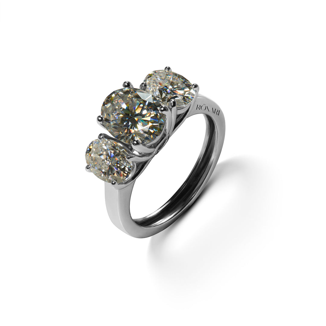Moissanite Diamond Ring