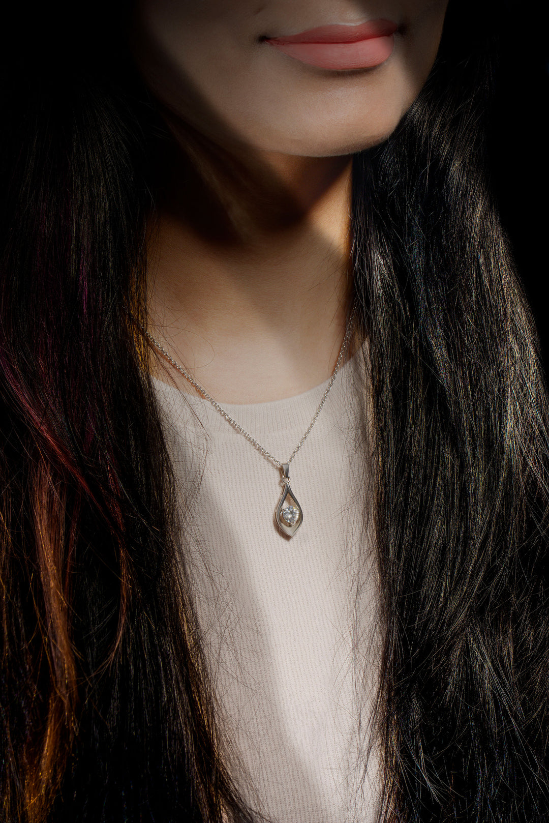 1 Carat Stellar Tear Pendant