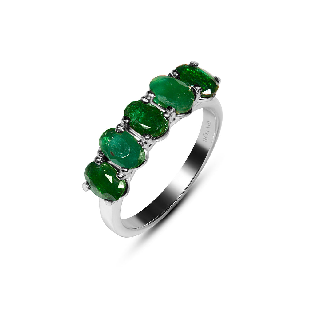 Natural Emerald ring for female