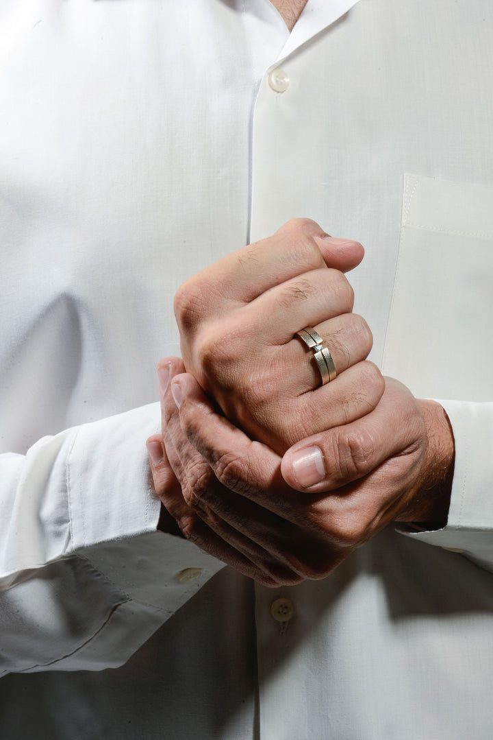 The Equinox Wedding Band