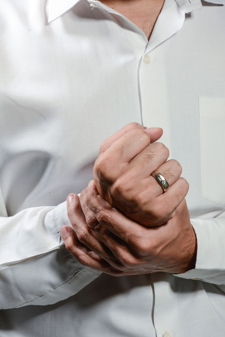 The Timeless Knot Wedding Band