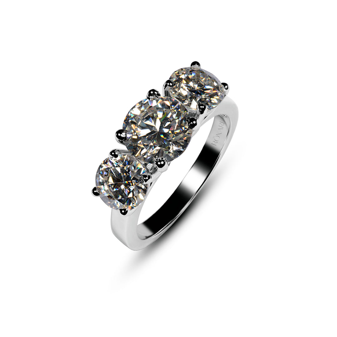 Buy 4 Cart Moissanite Diamond ring in Pakistan