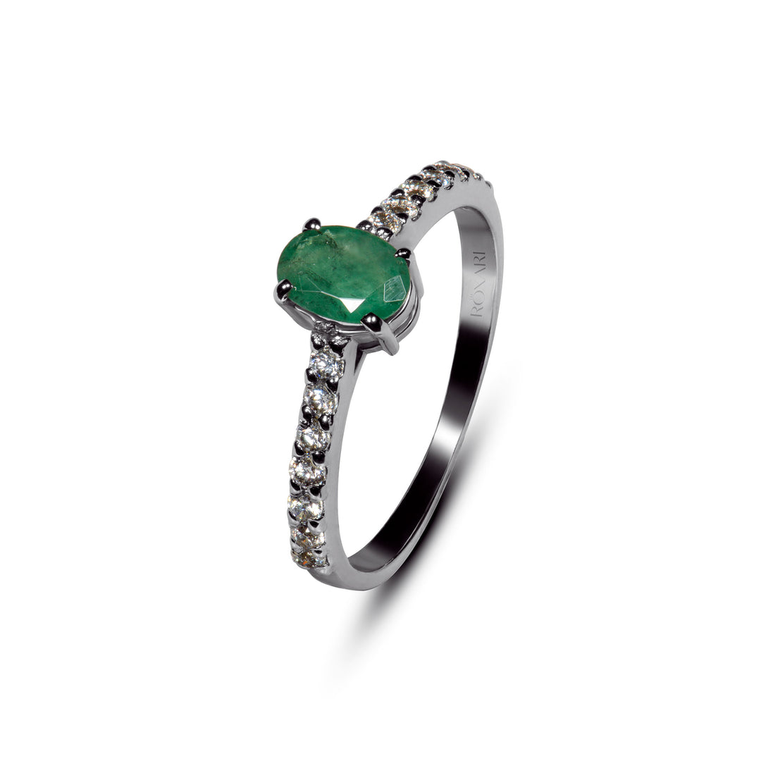 Emerald  ring for women 