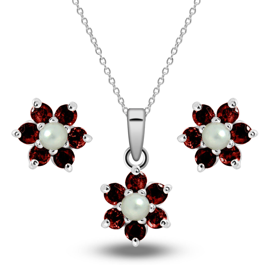 Garnet stone pendant set