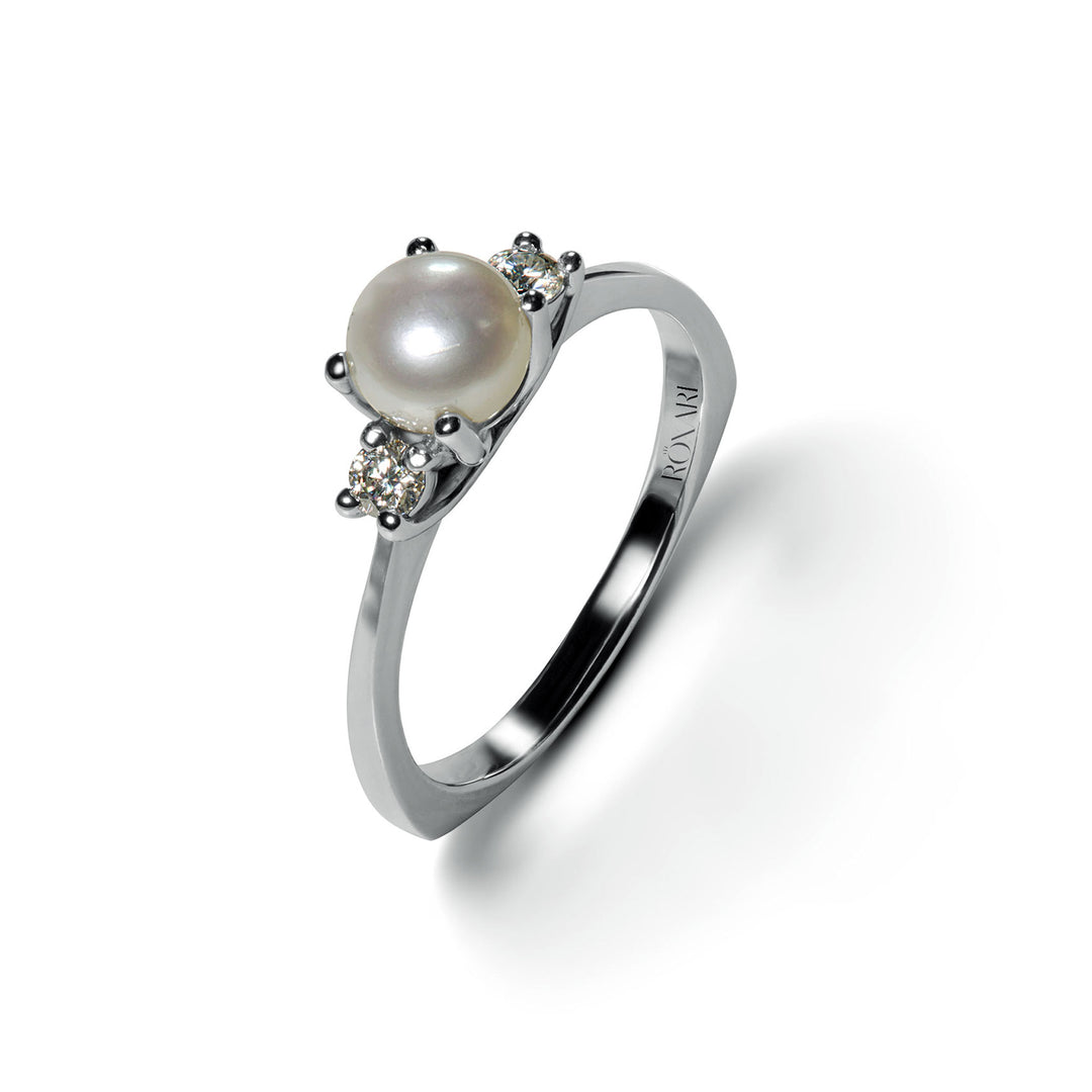 Pearl Ring